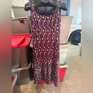 Sleeveless Geo-Print Maxi Skirt in Navy and Red p12
